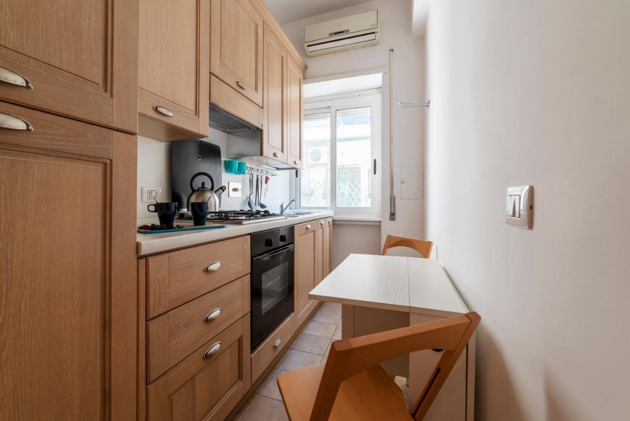 Metro Cipro! Alle Spalle Del Vaticano Apartment X4 Roma Ngoại thất bức ảnh